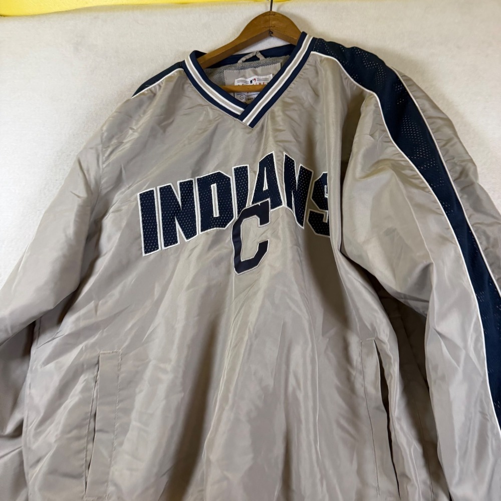 G-III Sports Cleveland Indians MLB V-Neck Windshirt Pullover Tan Navy Blue Large